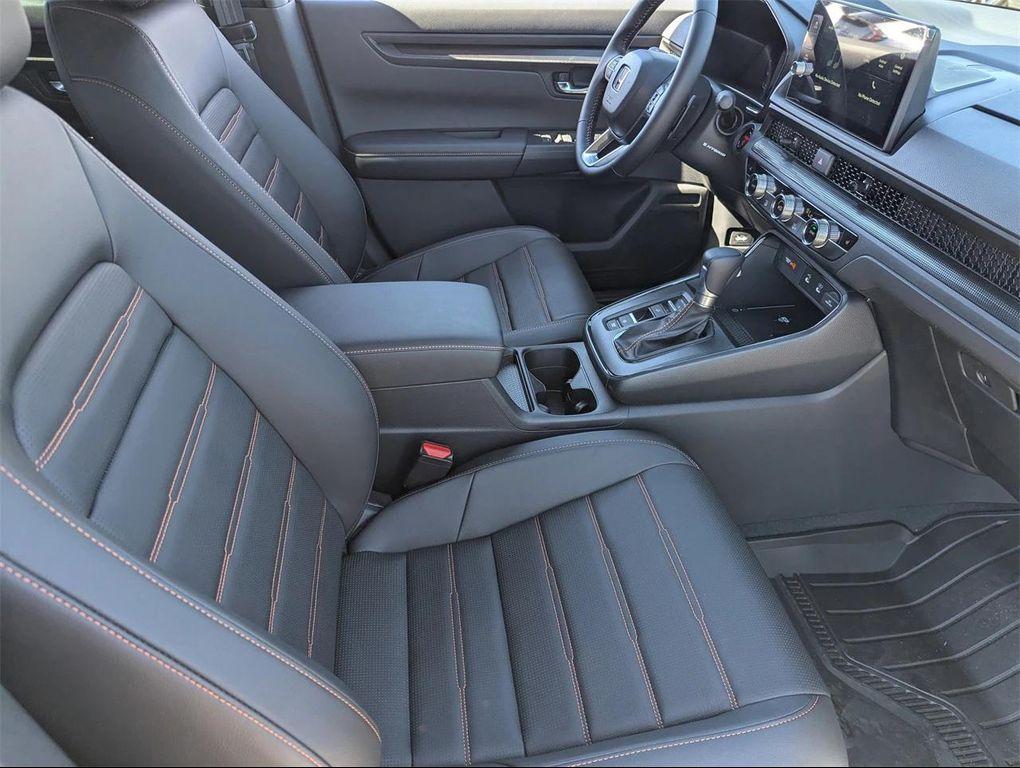 new 2026 Honda CR-V Hybrid car, priced at $38,905