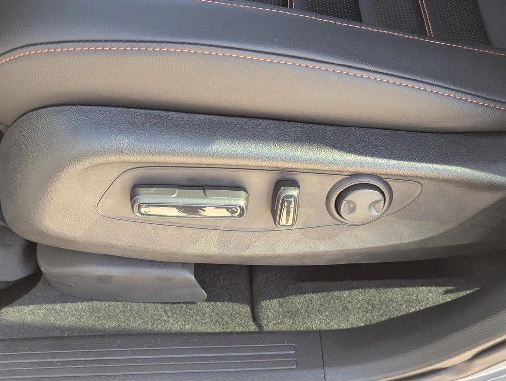 new 2026 Honda CR-V Hybrid car, priced at $38,905