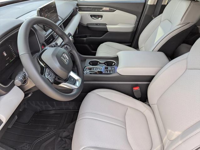 new 2025 Honda Pilot car, priced at $52,248