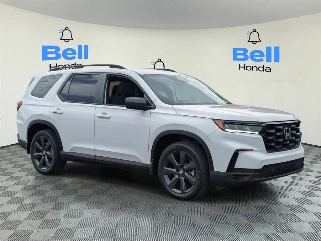 new 2025 Honda Pilot car, priced at $40,616