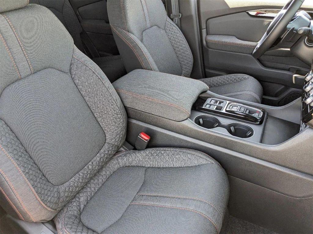 new 2025 Honda Pilot car, priced at $40,616