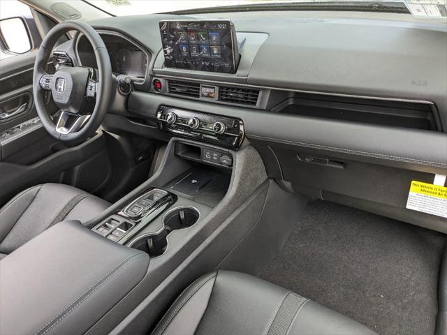 new 2025 Honda Pilot car, priced at $45,731