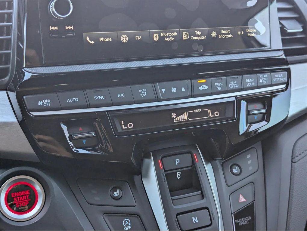 new 2026 Honda Odyssey car, priced at $43,467