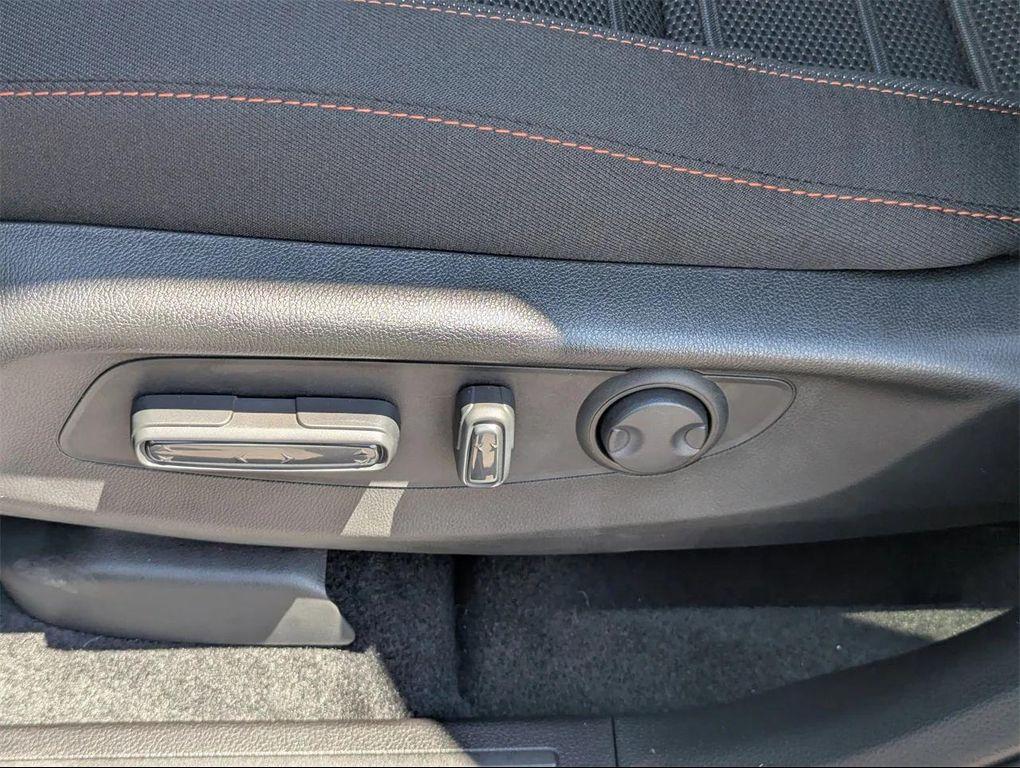 new 2026 Honda CR-V Hybrid car, priced at $36,177