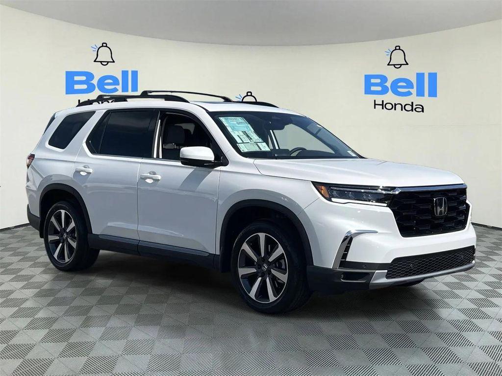 new 2025 Honda Pilot car, priced at $48,161