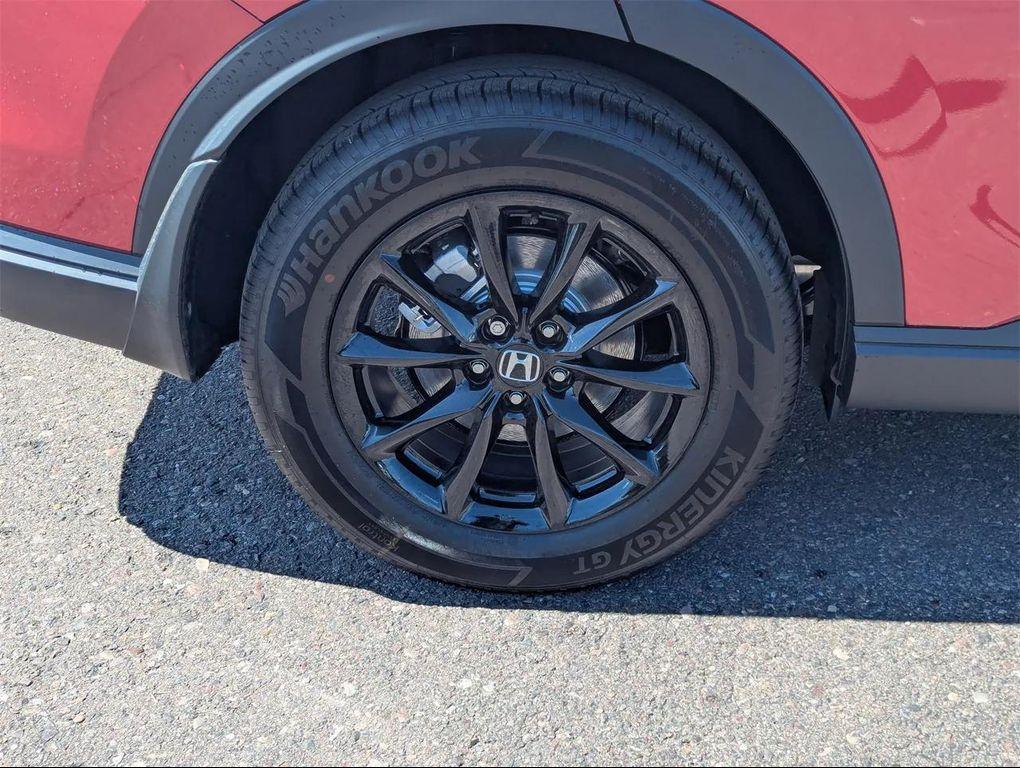 new 2026 Honda CR-V Hybrid car, priced at $37,621