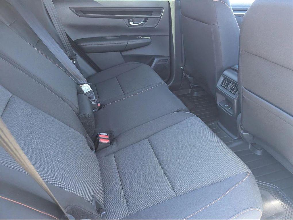 new 2026 Honda CR-V Hybrid car, priced at $37,621