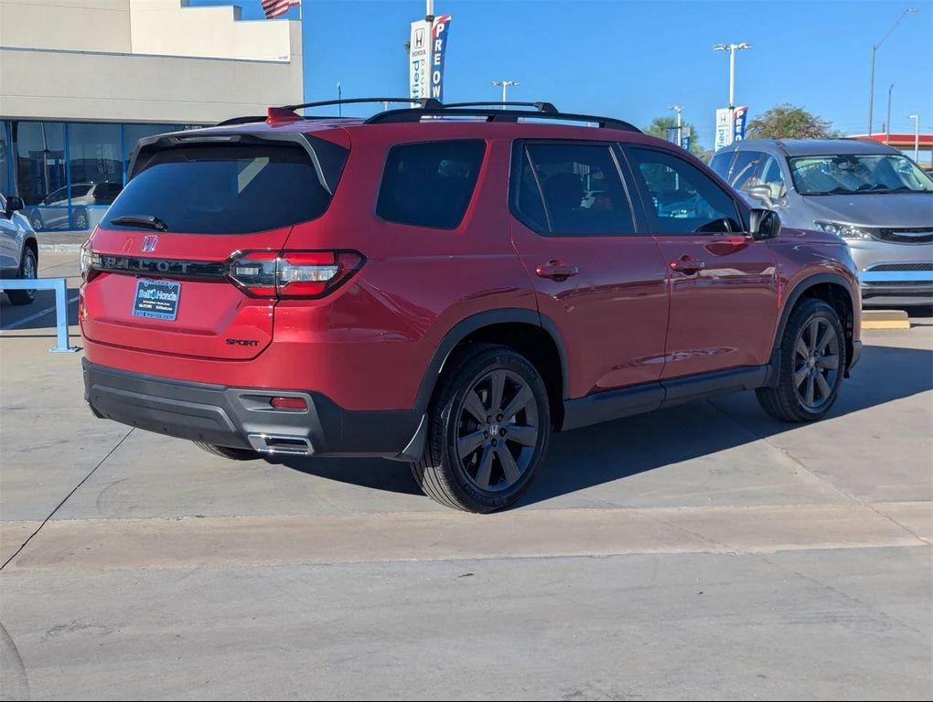 used 2025 Honda Pilot car, priced at $36,848