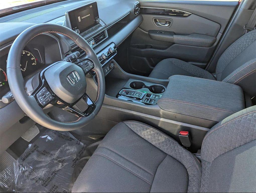 used 2025 Honda Pilot car, priced at $36,848