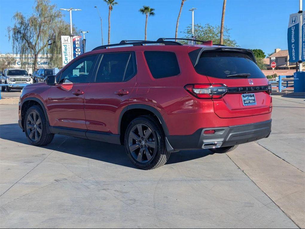 used 2025 Honda Pilot car, priced at $36,848