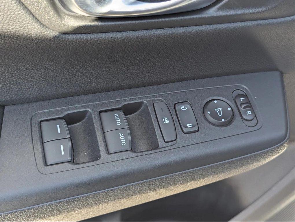 new 2026 Honda CR-V Hybrid car, priced at $38,977