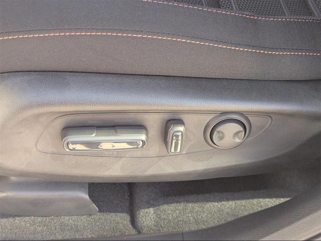 new 2026 Honda CR-V Hybrid car, priced at $38,977