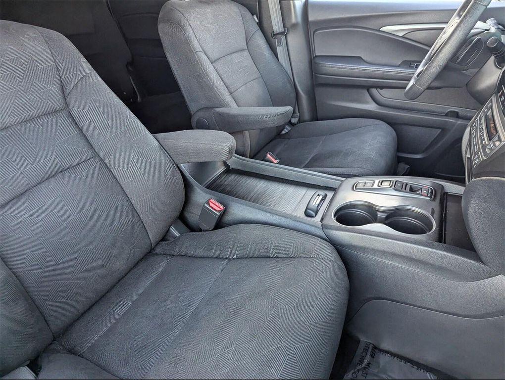 used 2022 Honda Pilot car, priced at $21,794