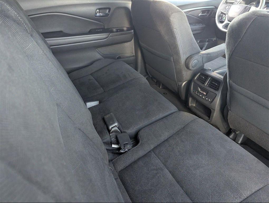 used 2022 Honda Pilot car, priced at $21,794