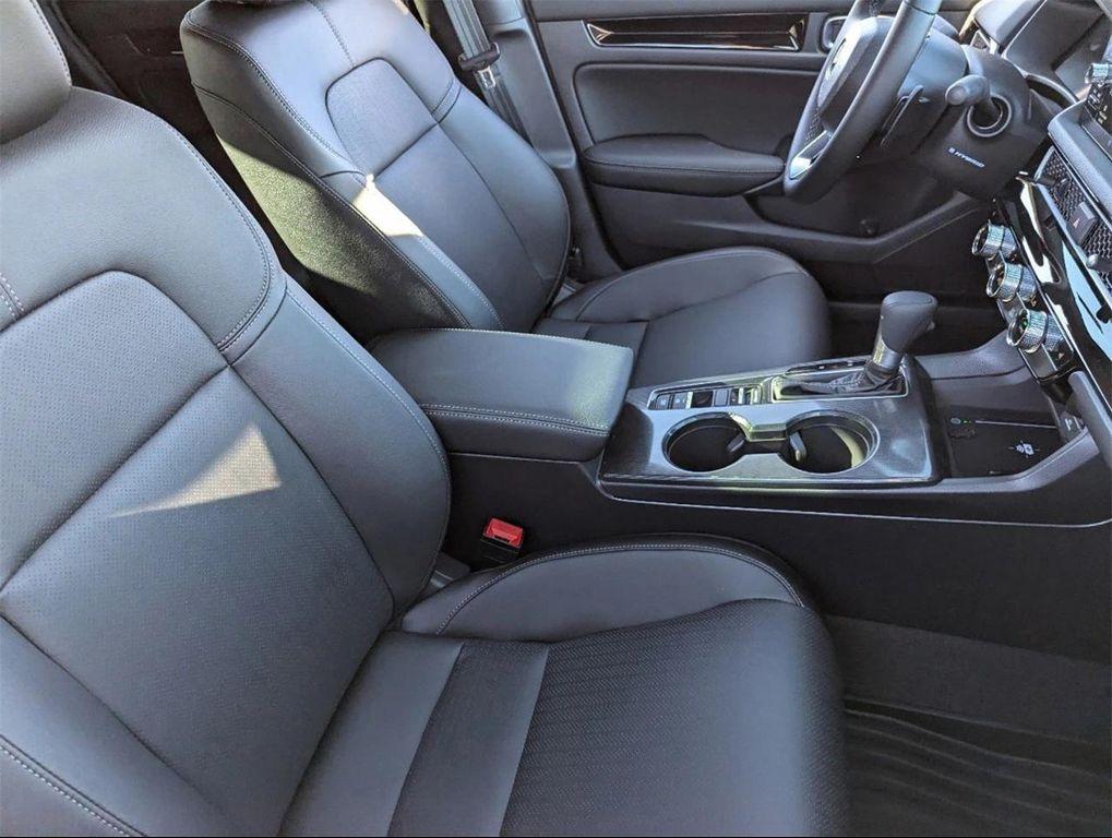 new 2026 Honda Civic Hybrid car, priced at $32,928