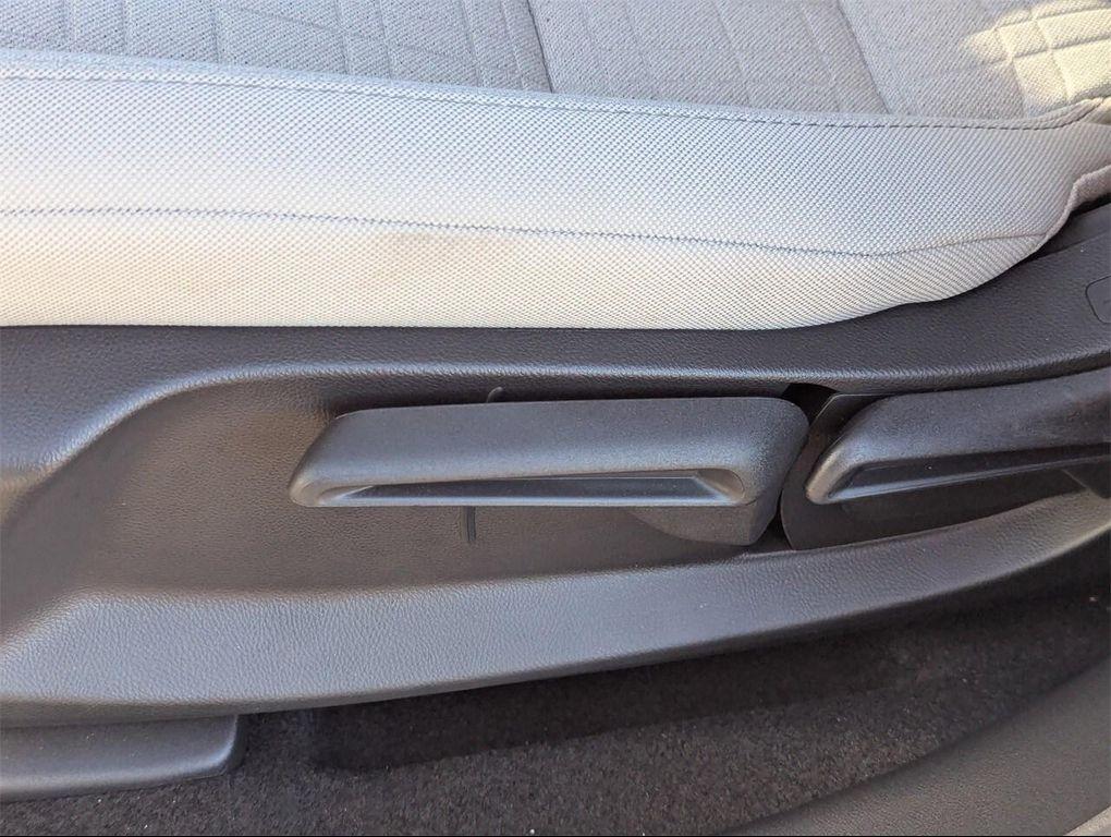 new 2026 Honda HR-V car, priced at $28,252