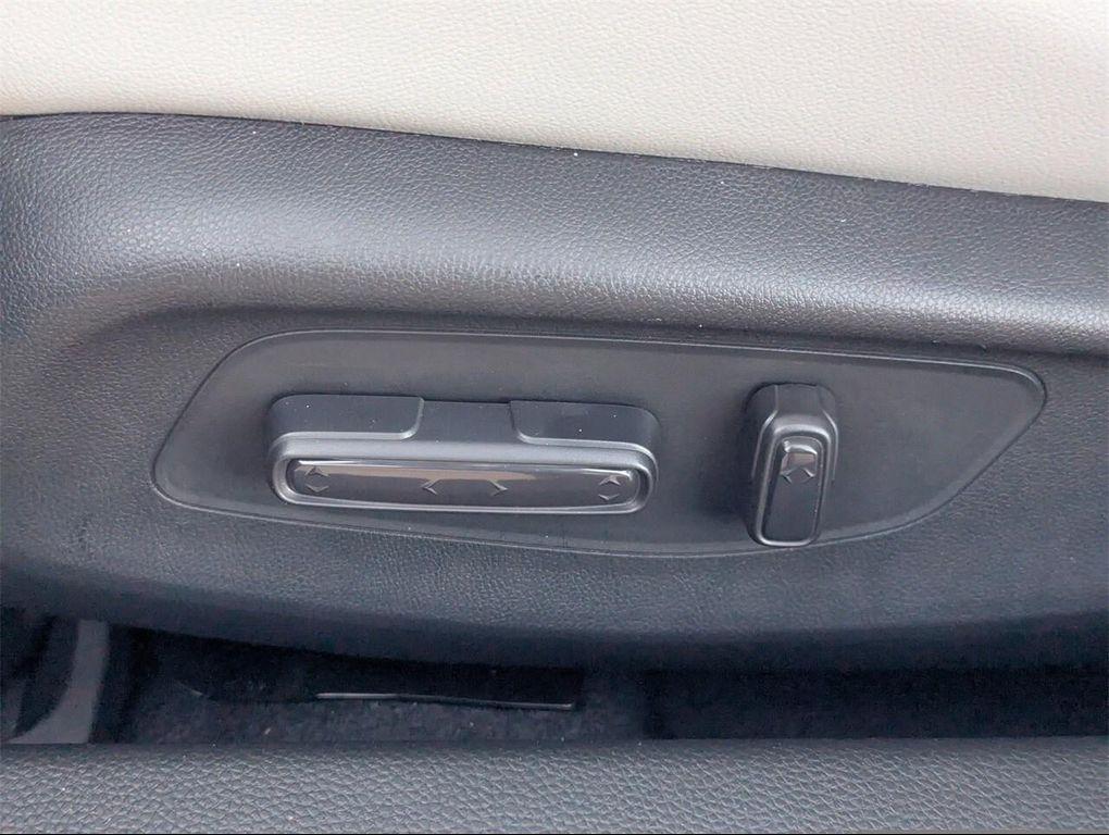 new 2026 Honda Civic Hybrid car, priced at $33,362