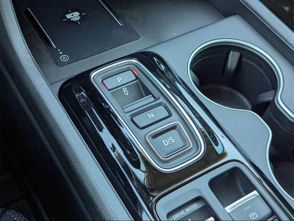new 2025 Honda Pilot car, priced at $46,203