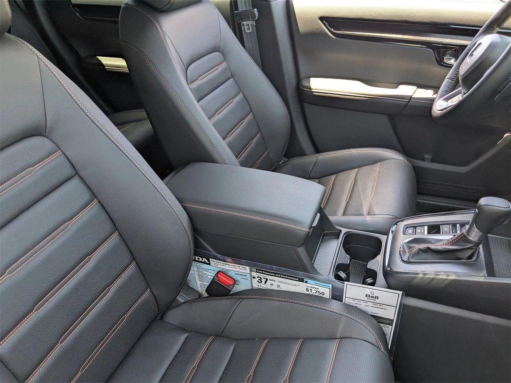 new 2026 Honda CR-V Hybrid car, priced at $40,996