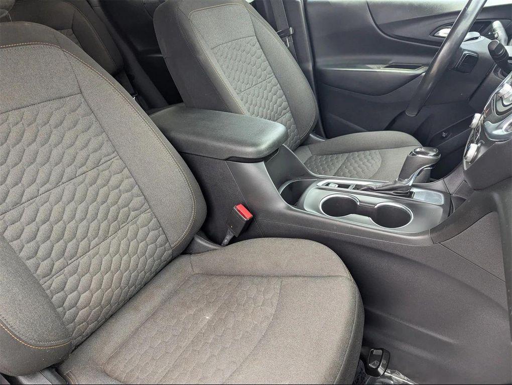 used 2021 Chevrolet Equinox car, priced at $12,635