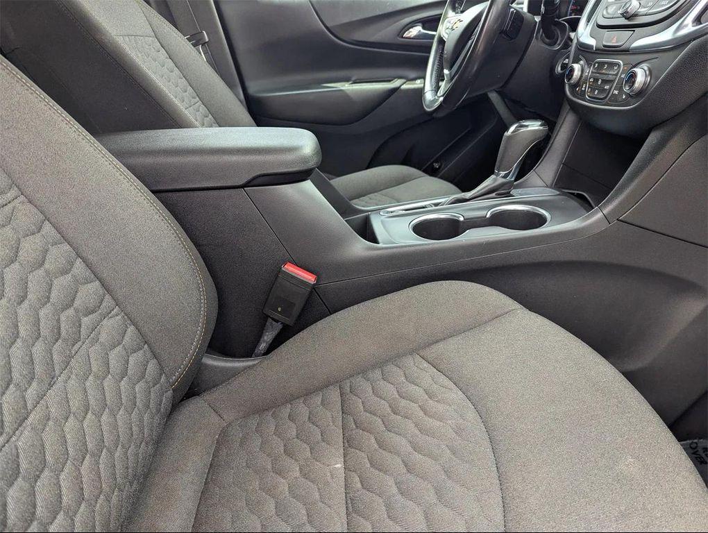 used 2021 Chevrolet Equinox car, priced at $12,635