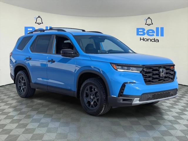 new 2025 Honda Pilot car, priced at $48,678