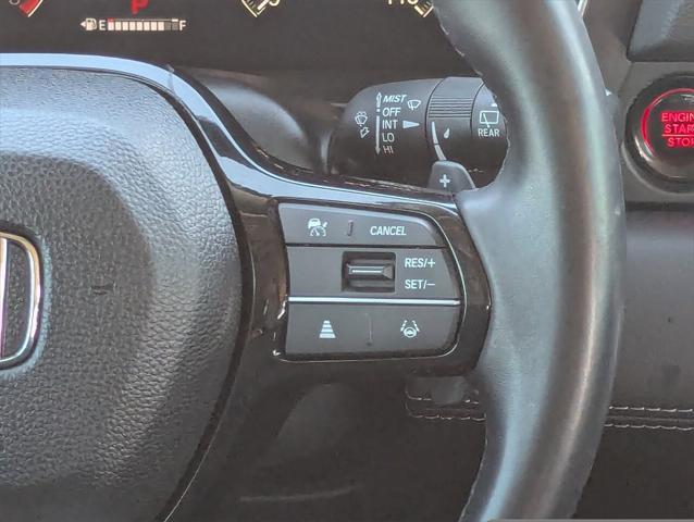 used 2025 Honda Pilot car, priced at $40,226