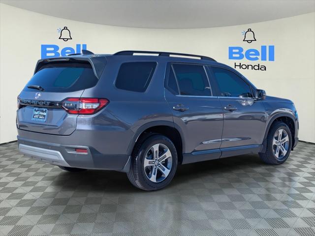 used 2025 Honda Pilot car, priced at $40,226