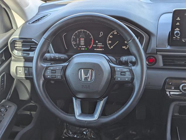 used 2025 Honda Pilot car, priced at $40,226