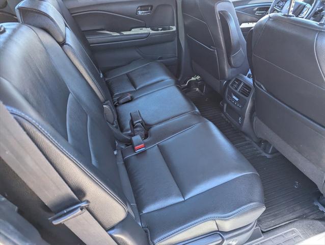 used 2022 Honda Pilot car, priced at $29,890