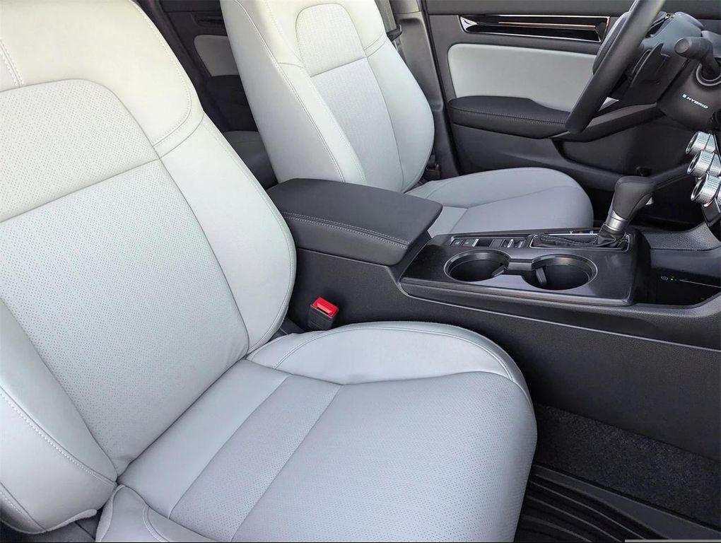 new 2026 Honda Civic Hybrid car, priced at $33,362
