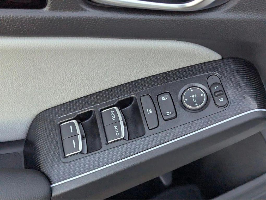 new 2026 Honda Civic Hybrid car, priced at $33,362