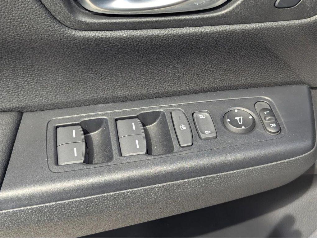 new 2026 Honda CR-V Hybrid car, priced at $39,965