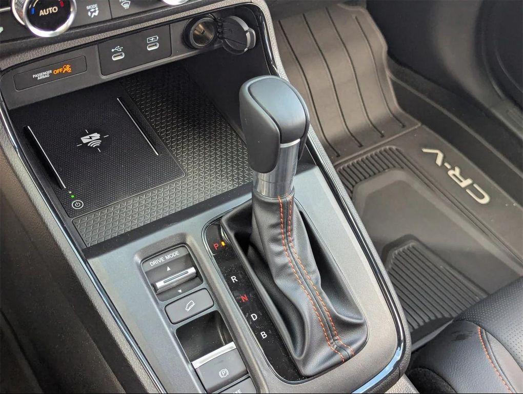 new 2026 Honda CR-V Hybrid car, priced at $39,965