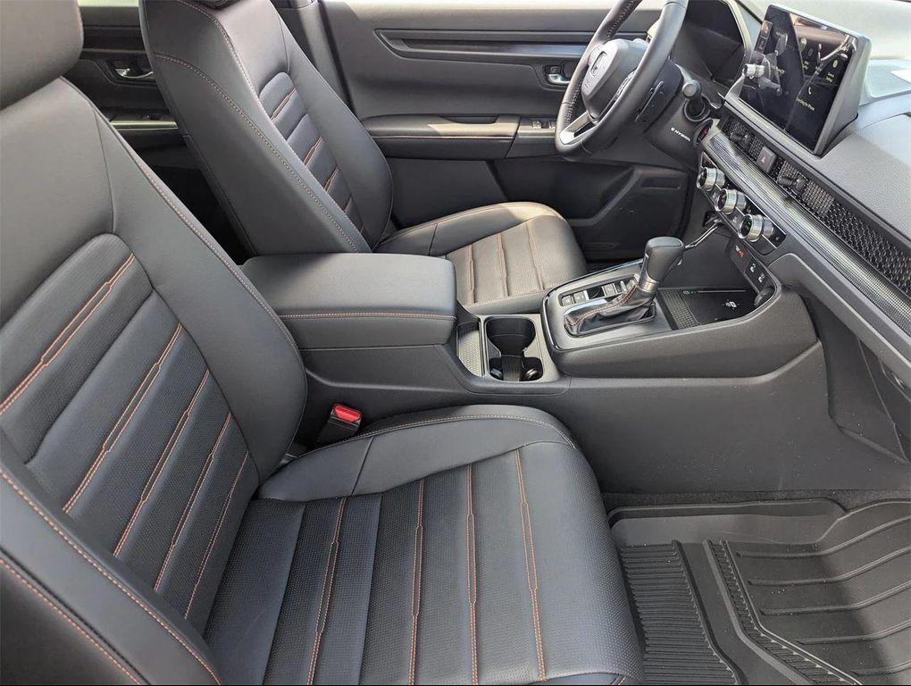 new 2026 Honda CR-V Hybrid car, priced at $39,965