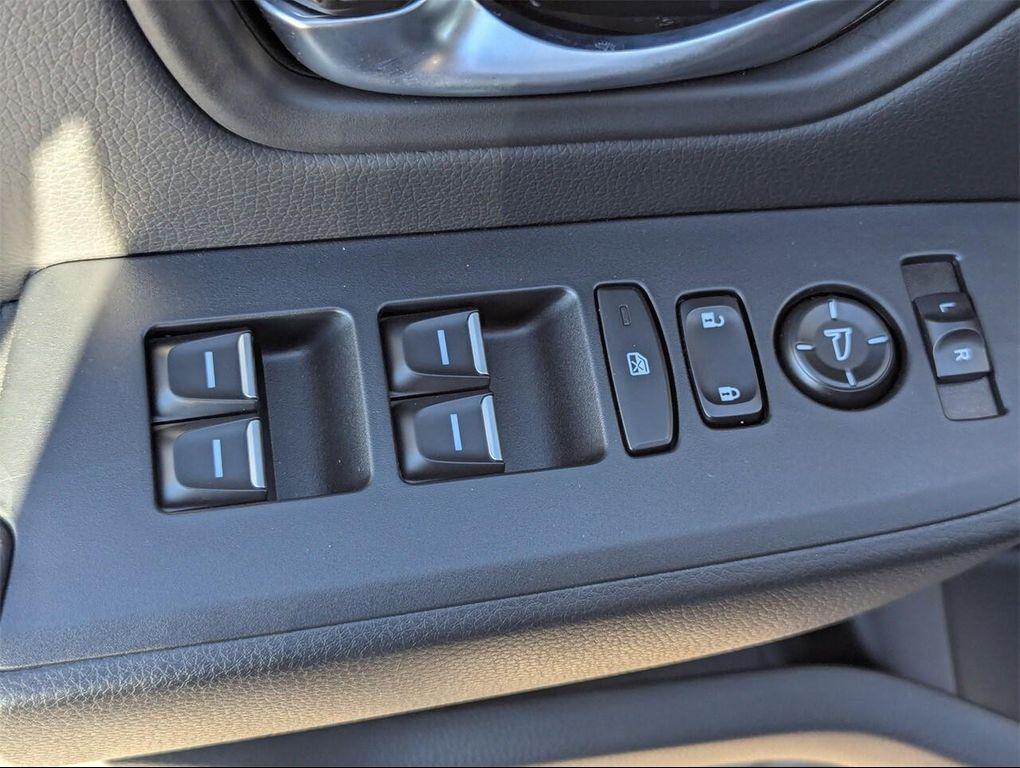 new 2025 Honda Pilot car, priced at $47,666