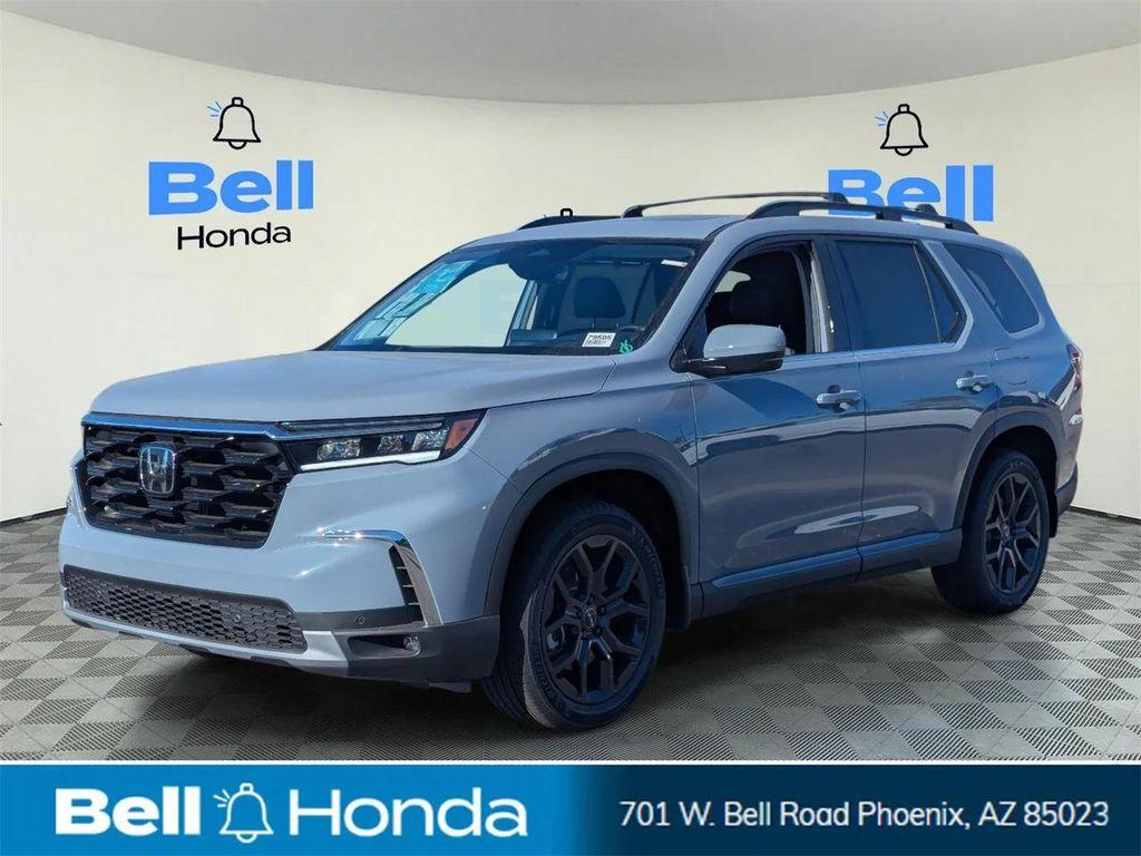 new 2025 Honda Pilot car, priced at $47,666