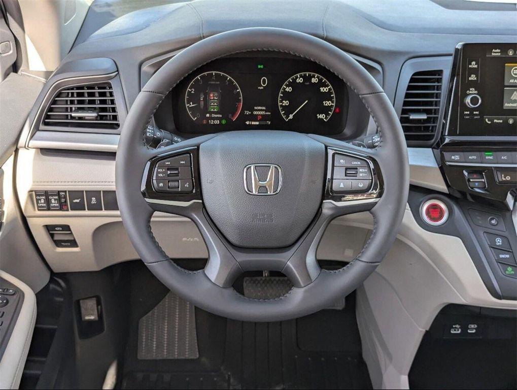 new 2026 Honda Odyssey car, priced at $42,039