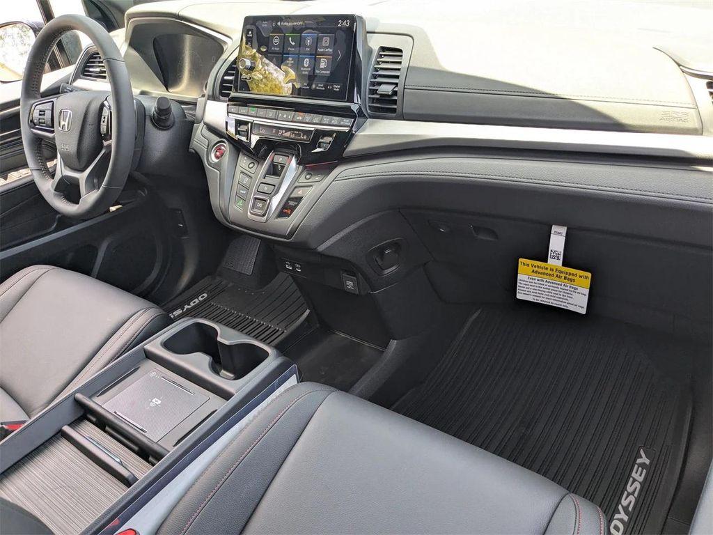 new 2026 Honda Odyssey car, priced at $43,508