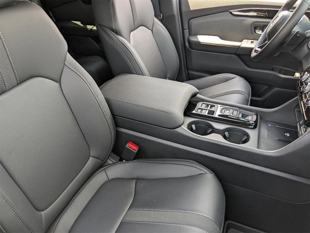 new 2026 Honda Passport car, priced at $44,936