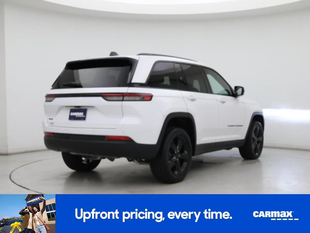 used 2025 Jeep Grand Cherokee car, priced at $40,998