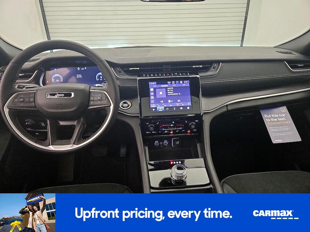 used 2025 Jeep Grand Cherokee car, priced at $40,998