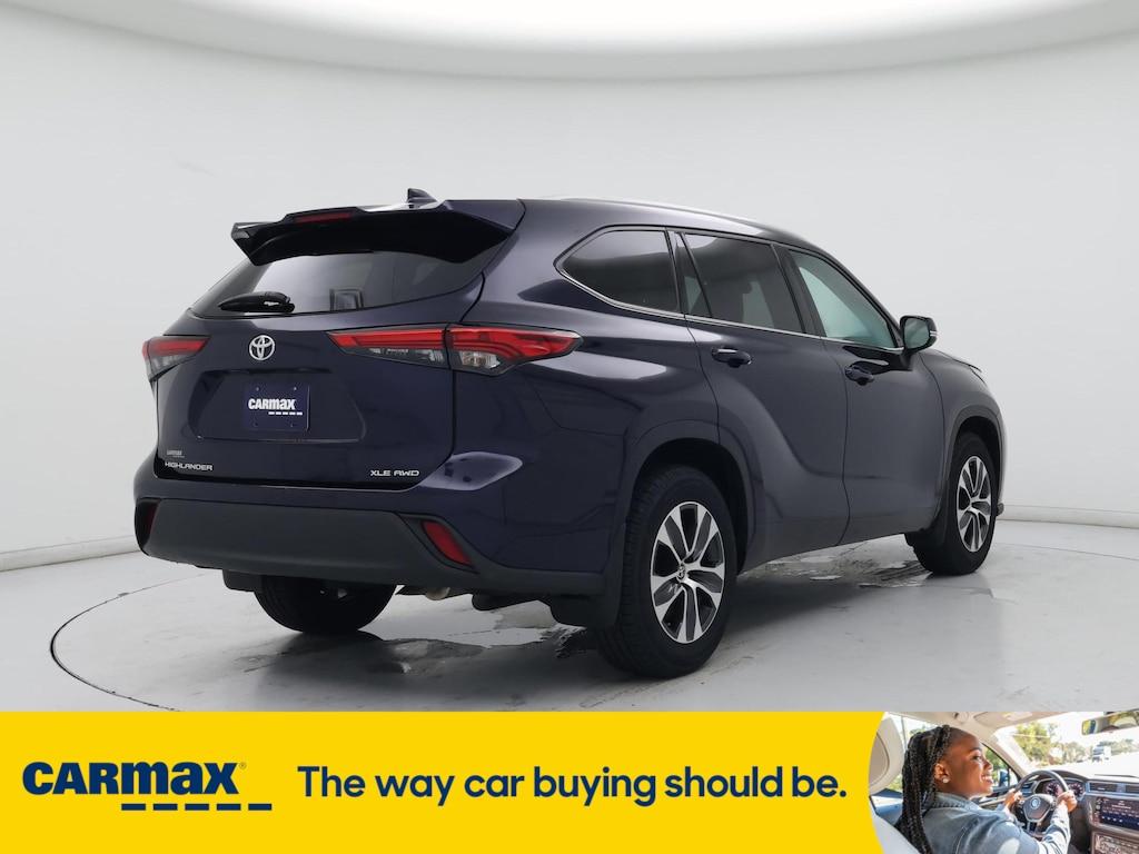used 2022 Toyota Highlander car, priced at $36,998