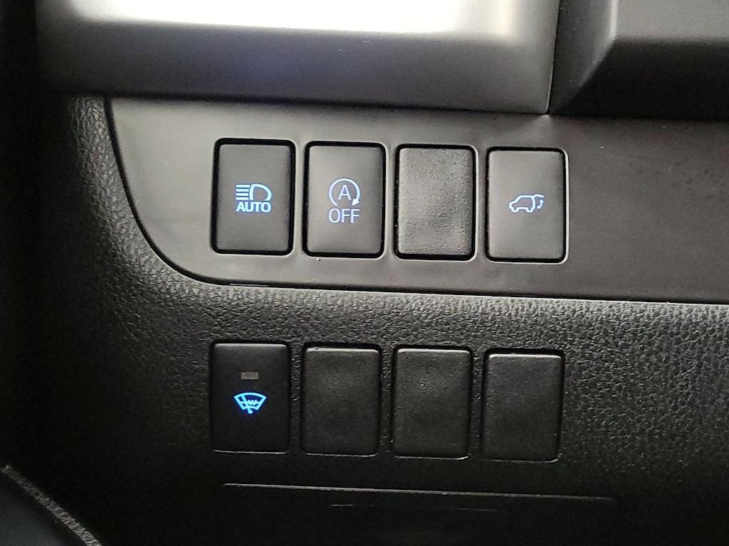 used 2019 Toyota Highlander car, priced at $26,998