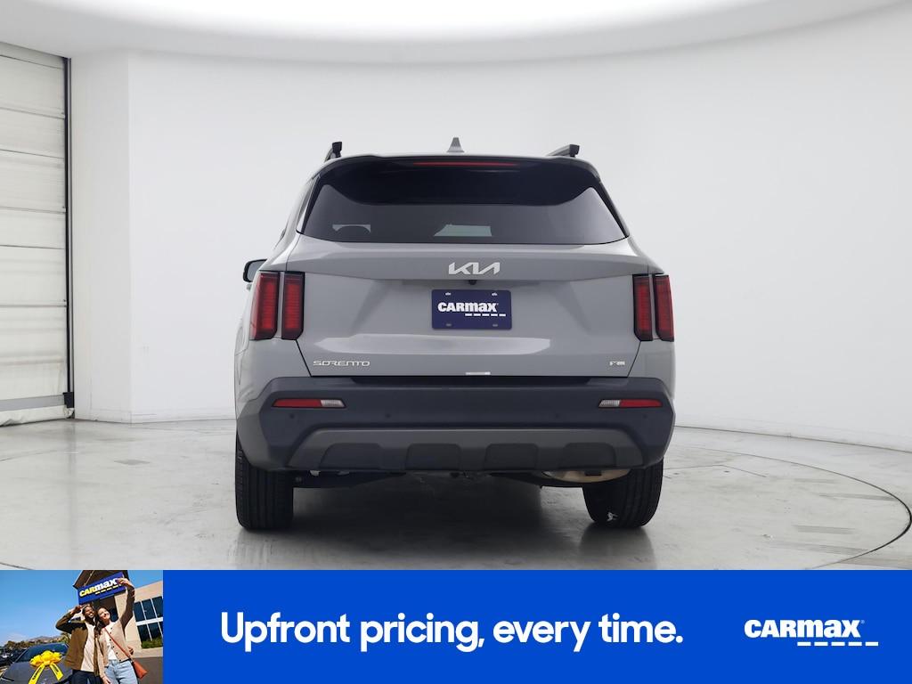 used 2023 Kia Sorento car, priced at $27,998