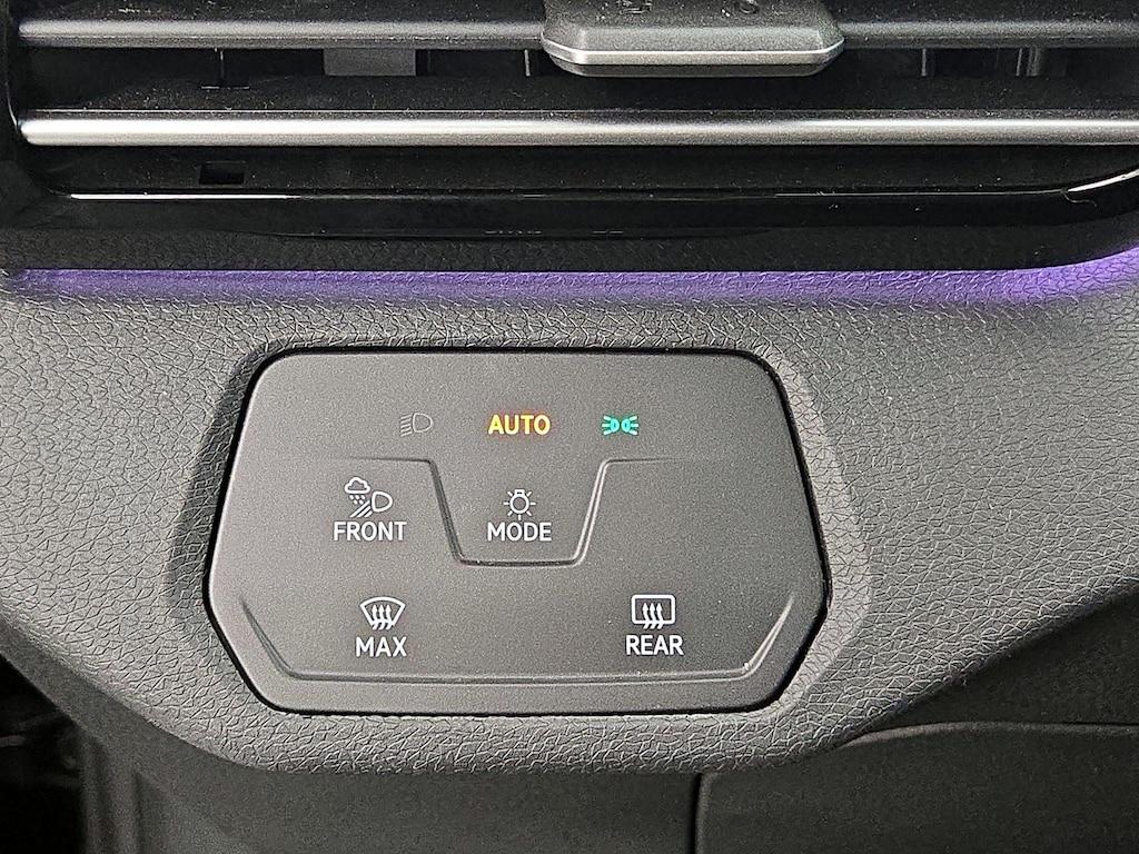 used 2022 Volkswagen ID.4 car, priced at $30,998