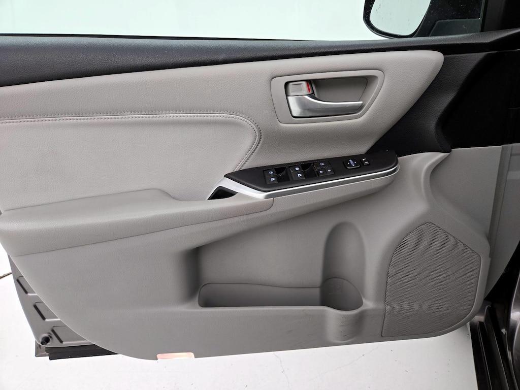 used 2017 Toyota Camry Hybrid car, priced at $16,998