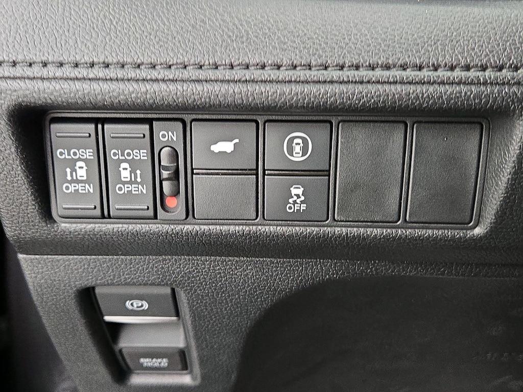 used 2024 Honda Odyssey car, priced at $39,998