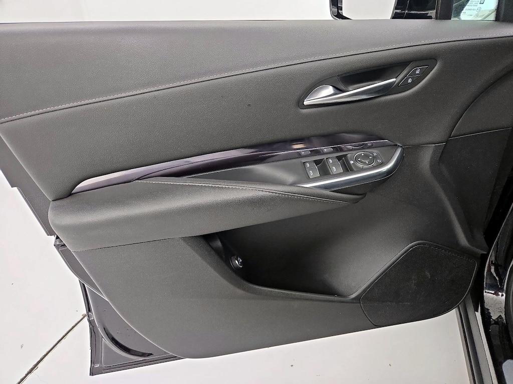 used 2022 Cadillac XT4 car, priced at $28,998
