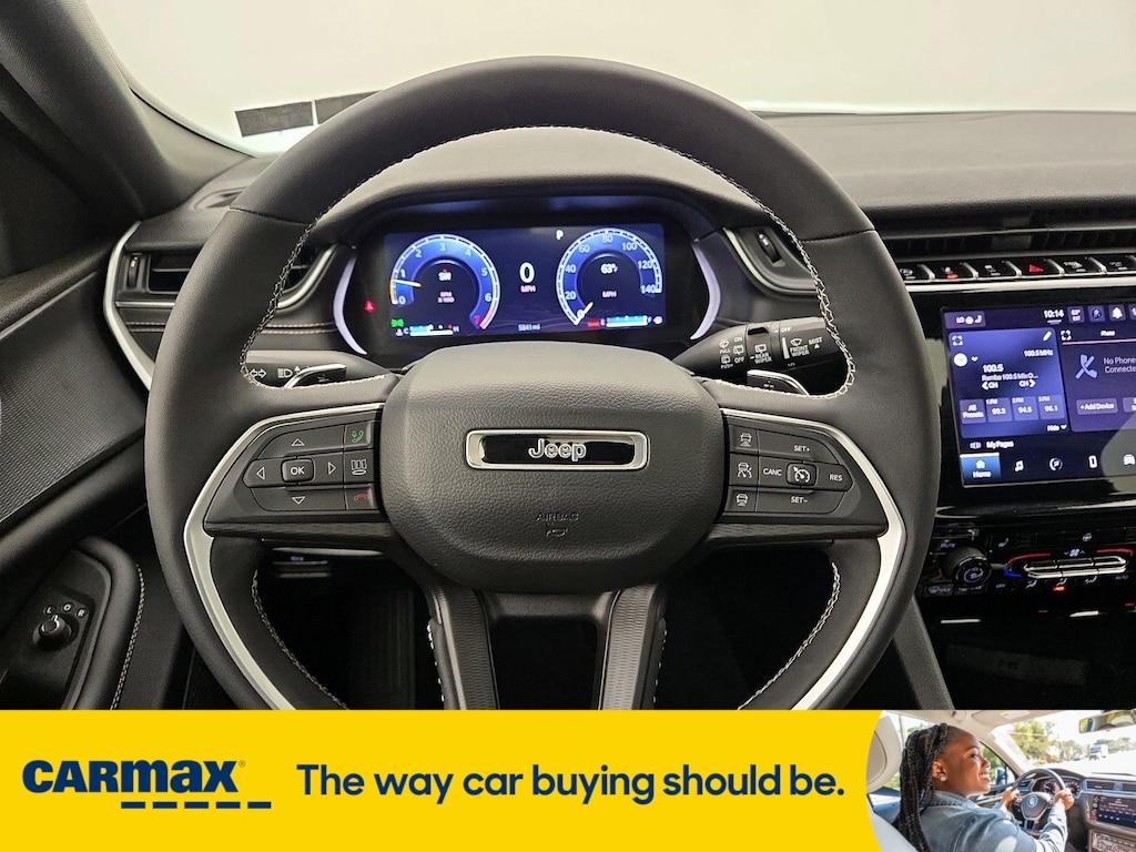 used 2024 Jeep Grand Cherokee car, priced at $39,998